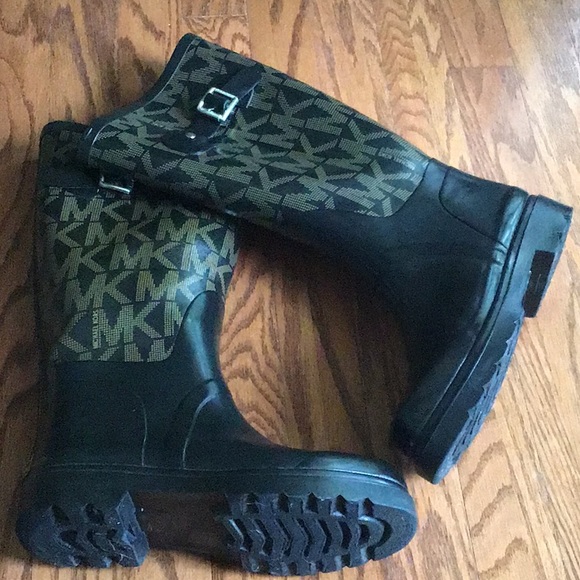Michael Kors Shoes - Michael Kors logo Rain boots size 7
